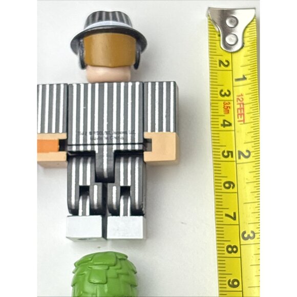 4 Jazwares ROBLOX Figures Pretend Crusher Apocalypse Video Game Toy 3” NO CODES - Picture 7 of 7